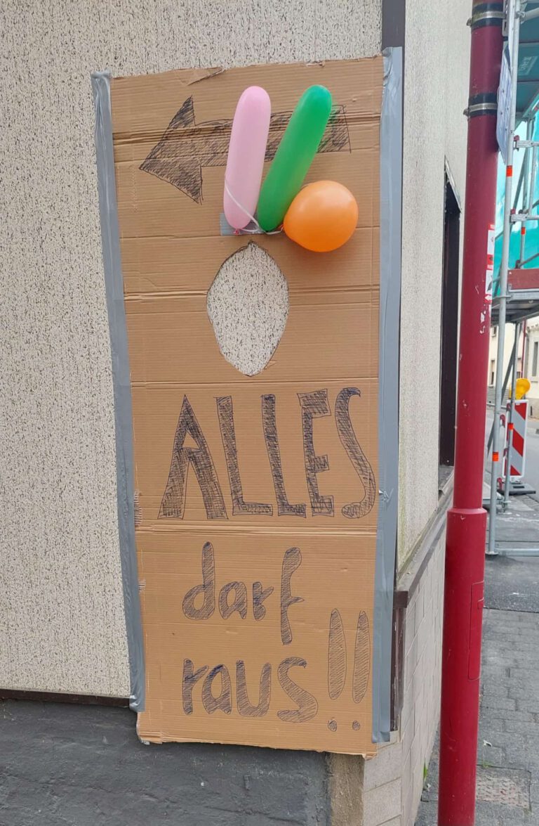 Erster Dorfflohmarkt in Hönningen – ein Tag voller Begegnungen und Nachbarschaft